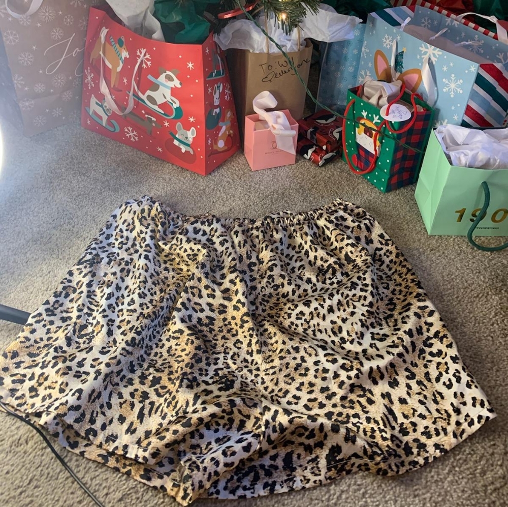 90s high waist leopard print silk shorts